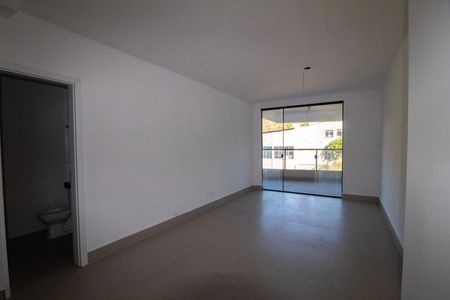 Apartamento à venda com 107m², 3 quartos e 2 vagas Apartamento à venda com 107m², 3 quartos e 2 vagasSala