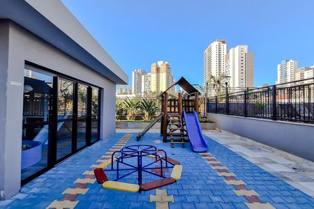 Apartamento para alugar com 95m², 3 quartos e 2 vagas Apartamento para alugar com 95m², 3 quartos e 2 vagasÁrea comum - Playground