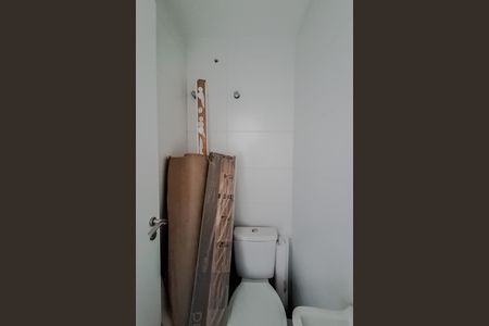 Apartamento para alugar com 95m², 3 quartos e 2 vagas Apartamento para alugar com 95m², 3 quartos e 2 vagasBanheiro de serviço