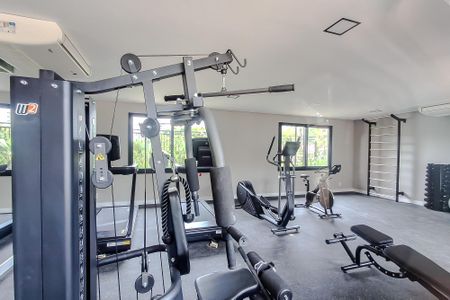 Apartamento para alugar com 95m², 3 quartos e 2 vagas Apartamento para alugar com 95m², 3 quartos e 2 vagasÁrea comum - Academia
