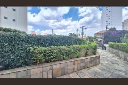 Apartamento à venda com 62m², 2 quartos e 1 vagaÁrea comum 