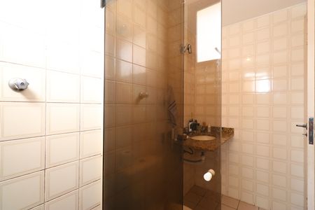 Apartamento à venda com 62m², 2 quartos e 1 vagaBanheiro 