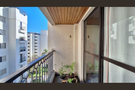 Varanda de apartamento à venda com 2 quartos, 62m² em Lapa, São Paulo