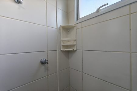 Banheiro de apartamento para alugar com 2 quartos, 48m² em Recanto Fortuna, Campinas
