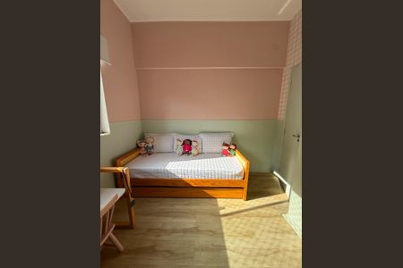 Apartamento para alugar com 92m², 3 quartos e sem vagaQuarto