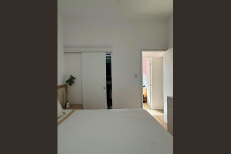 Apartamento para alugar com 92m², 3 quartos e sem vagaQuarto
