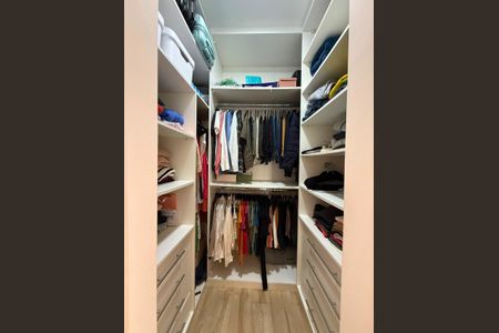 Closet de apartamento para alugar com 3 quartos, 92m² em Botafogo, Rio de Janeiro