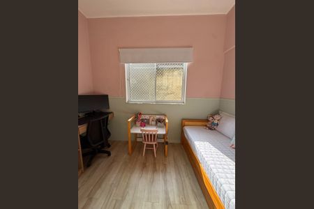 Apartamento para alugar com 92m², 3 quartos e sem vagaQuarto