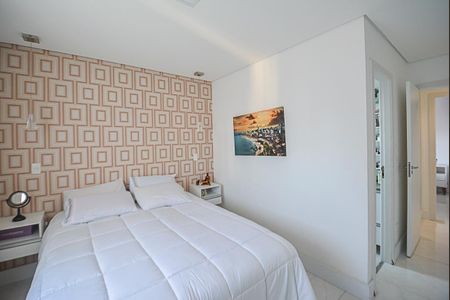 Apartamento à venda com 104m², 3 quartos e 2 vagas Apartamento à venda com 104m², 3 quartos e 2 vagasQuarto Suíte