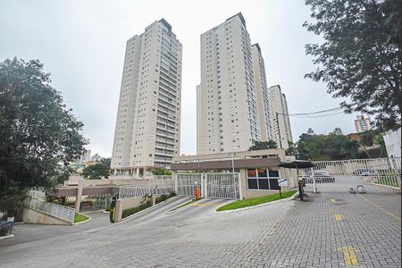 Apartamento à venda com 104m², 3 quartos e 2 vagas Apartamento à venda com 104m², 3 quartos e 2 vagasFachada e portaria