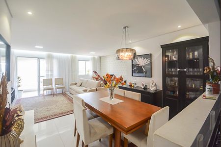 Apartamento à venda com 104m², 3 quartos e 2 vagas Apartamento à venda com 104m², 3 quartos e 2 vagasSala