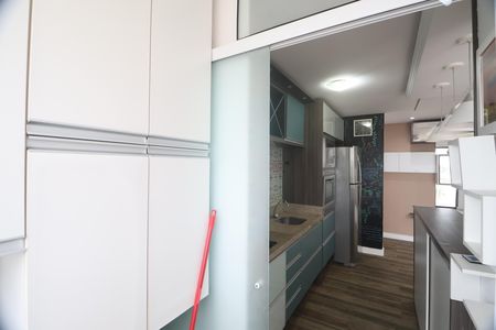 Apartamento para alugar com 56m², 2 quartos e 1 vagaCozinha e Área de Serviço
