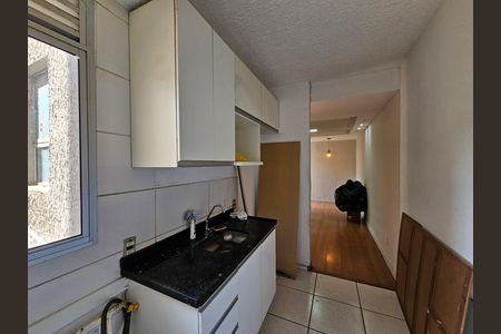 Cozinha de apartamento para alugar com 2 quartos, 45m² em Bernardo Kelner, Nova Iguaçu