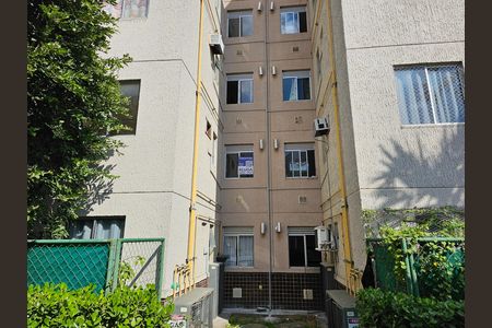 Apartamento para alugar com 45m², 2 quartos e 1 vaga Apartamento para alugar com 45m², 2 quartos e 1 vagaFachada