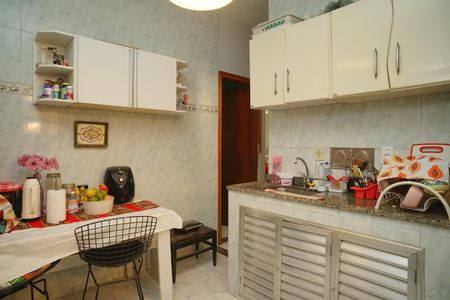 Casa para alugar com 90m², 2 quartos e 1 vaga Casa para alugar com 90m², 2 quartos e 1 vagaCozinha