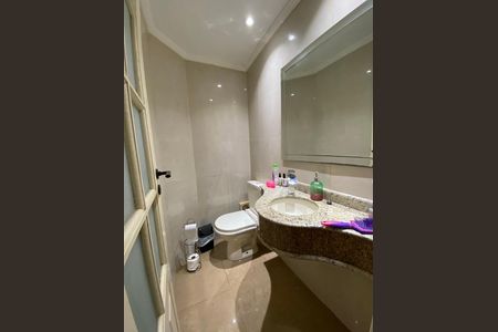 Casa de condomínio à venda com 156m², 3 quartos e 2 vagas Casa de condomínio à venda com 156m², 3 quartos e 2 vagasLavabo