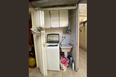 Quintal - Area de SErviço de casa de condomínio para alugar com 3 quartos, 156m² em Jardim Rosa Maria, São Paulo
