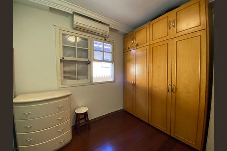 Casa de condomínio à venda com 156m², 3 quartos e 2 vagas Casa de condomínio à venda com 156m², 3 quartos e 2 vagasQuarto 2