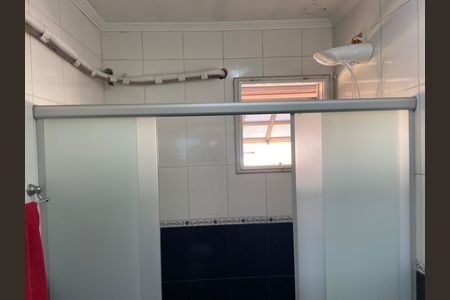 Casa de condomínio à venda com 156m², 3 quartos e 2 vagas Casa de condomínio à venda com 156m², 3 quartos e 2 vagasQuarto 1 - Banheiro