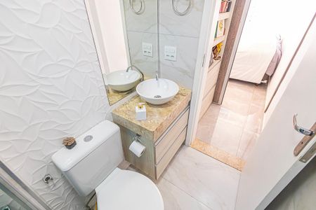Suite de apartamento para alugar com 2 quartos, 65m² em Candelária, Belo Horizonte