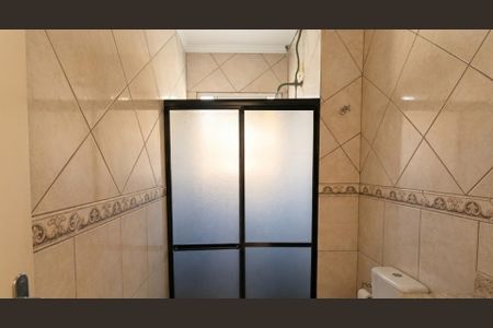 Banheiro de apartamento à venda com 2 quartos, 47m² em Campanário, Diadema