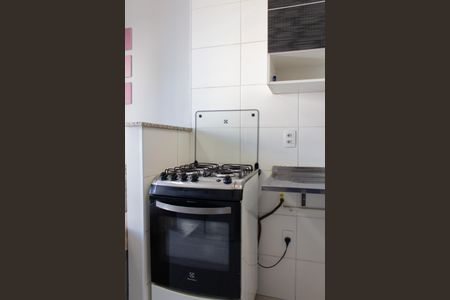 Cozinha de apartamento à venda com 1 quarto, 28m² em Vila das Belezas, São Paulo