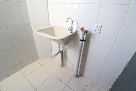 Cozinha e Área de Serviço de apartamento para alugar com 2 quartos, 48m² em Mansour, Uberlândia