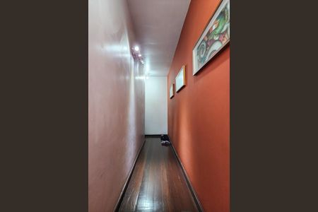 Apartamento à venda com 93m², 2 quartos e 2 vagas Apartamento à venda com 93m², 2 quartos e 2 vagasCorredor