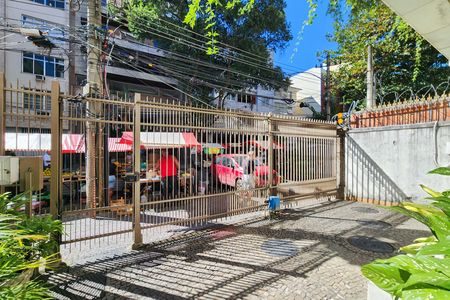 Apartamento à venda com 93m², 2 quartos e 2 vagas Apartamento à venda com 93m², 2 quartos e 2 vagasÁrea Comum