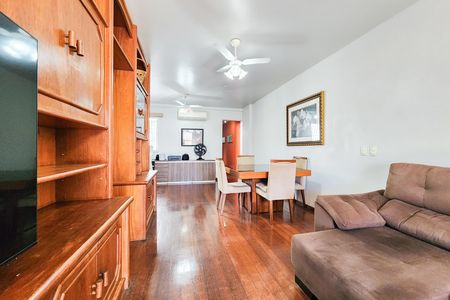 Apartamento à venda com 93m², 2 quartos e 2 vagas Apartamento à venda com 93m², 2 quartos e 2 vagasSala