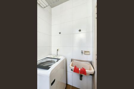 Apartamento à venda com 93m², 2 quartos e 2 vagas Apartamento à venda com 93m², 2 quartos e 2 vagasÁrea de Serviço
