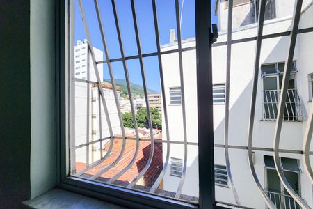Apartamento à venda com 93m², 2 quartos e 2 vagas Apartamento à venda com 93m², 2 quartos e 2 vagasVista da Suíte