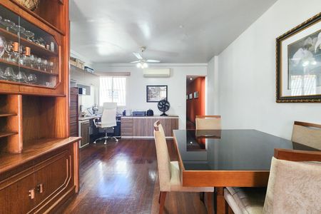 Apartamento à venda com 93m², 2 quartos e 2 vagas Apartamento à venda com 93m², 2 quartos e 2 vagasSala