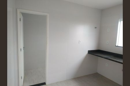 Cozinha de apartamento para alugar com 2 quartos, 68m² em Terra Firme, Rio das Ostras