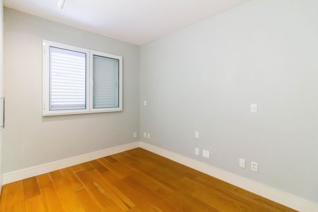 Apartamento para alugar com 65m², 2 quartos e 1 vagaSuíte
