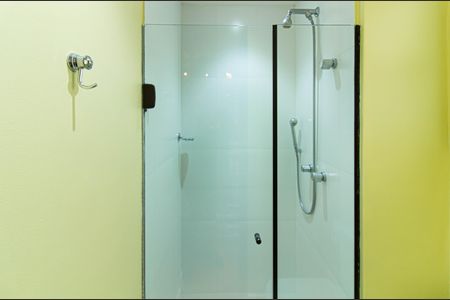 Banheiro de apartamento para alugar com 2 quartos, 65m² em Vila Romana, São Paulo