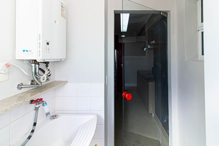 Apartamento para alugar com 65m², 2 quartos e 1 vagaÁrea de Serviço