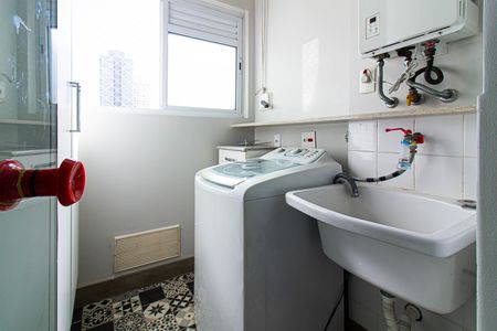 Apartamento para alugar com 65m², 2 quartos e 1 vagaÁrea de Serviço