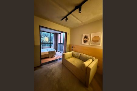 Apartamento à venda com 28m², 1 quarto e sem vaga Apartamento à venda com 28m², 1 quarto e sem vagaSala/Quarto