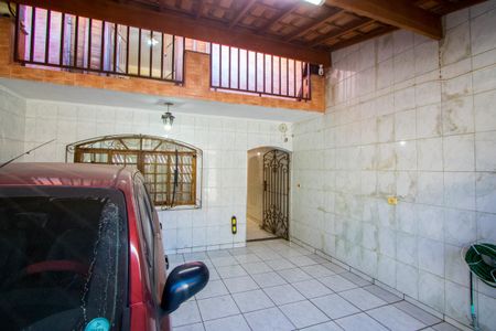 Garagem de casa à venda com 3 quartos, 187m² em Centreville, Santo André