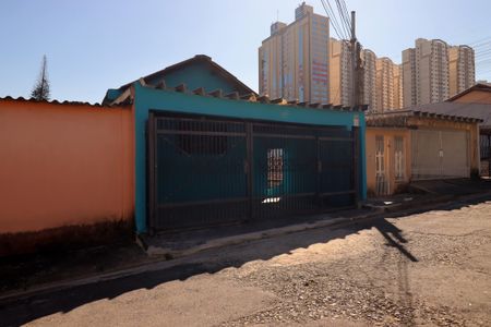Fachada de casa para alugar com 1 quarto, 50m² em Vila Apiai, Santo André