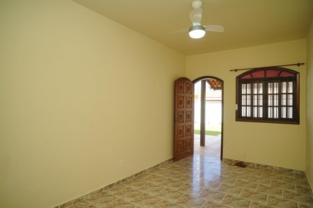 Sala de casa para alugar com 2 quartos, 90m² em Itaipuaçu, Maricá
