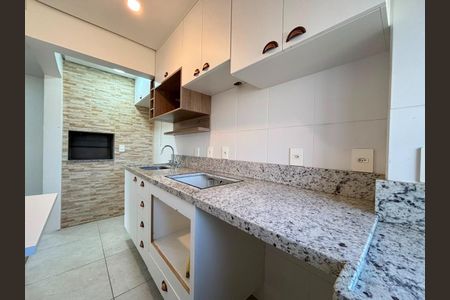 Cozinha de apartamento para alugar com 2 quartos, 58m² em Medianeira, Porto Alegre