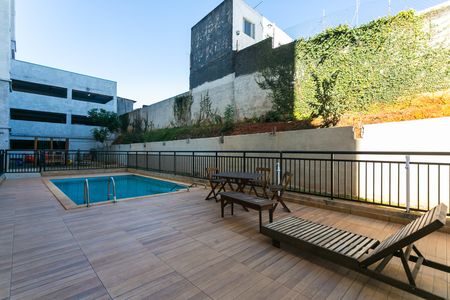 Apartamento para alugar com 33m², 2 quartos e sem vaga Apartamento para alugar com 33m², 2 quartos e sem vagaÁrea comum - Piscina