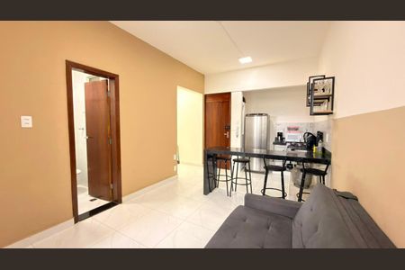 sala de apartamento para alugar com 1 quarto, 50m² em Centro, Belo Horizonte