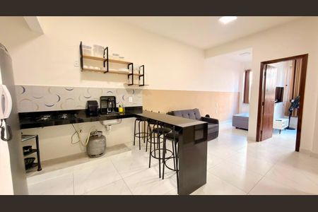 Cozinha de apartamento para alugar com 1 quarto, 50m² em Centro, Belo Horizonte