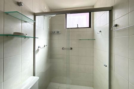 Apartamento para alugar com 134m², 2 quartos e 2 vagas Apartamento para alugar com 134m², 2 quartos e 2 vagasBanheiro