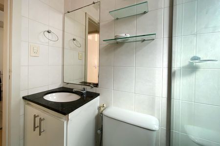 Apartamento para alugar com 134m², 2 quartos e 2 vagas Apartamento para alugar com 134m², 2 quartos e 2 vagasBanheiro