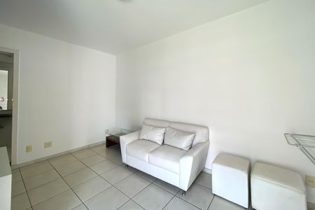 Apartamento para alugar com 134m², 2 quartos e 2 vagas Apartamento para alugar com 134m², 2 quartos e 2 vagasSala de Estar