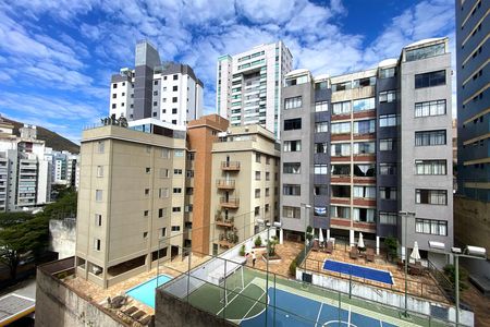 Apartamento para alugar com 134m², 2 quartos e 2 vagas Apartamento para alugar com 134m², 2 quartos e 2 vagasVista da Sala